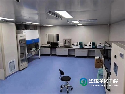 在檢驗科裝修時，如何確保施工質量和進度？